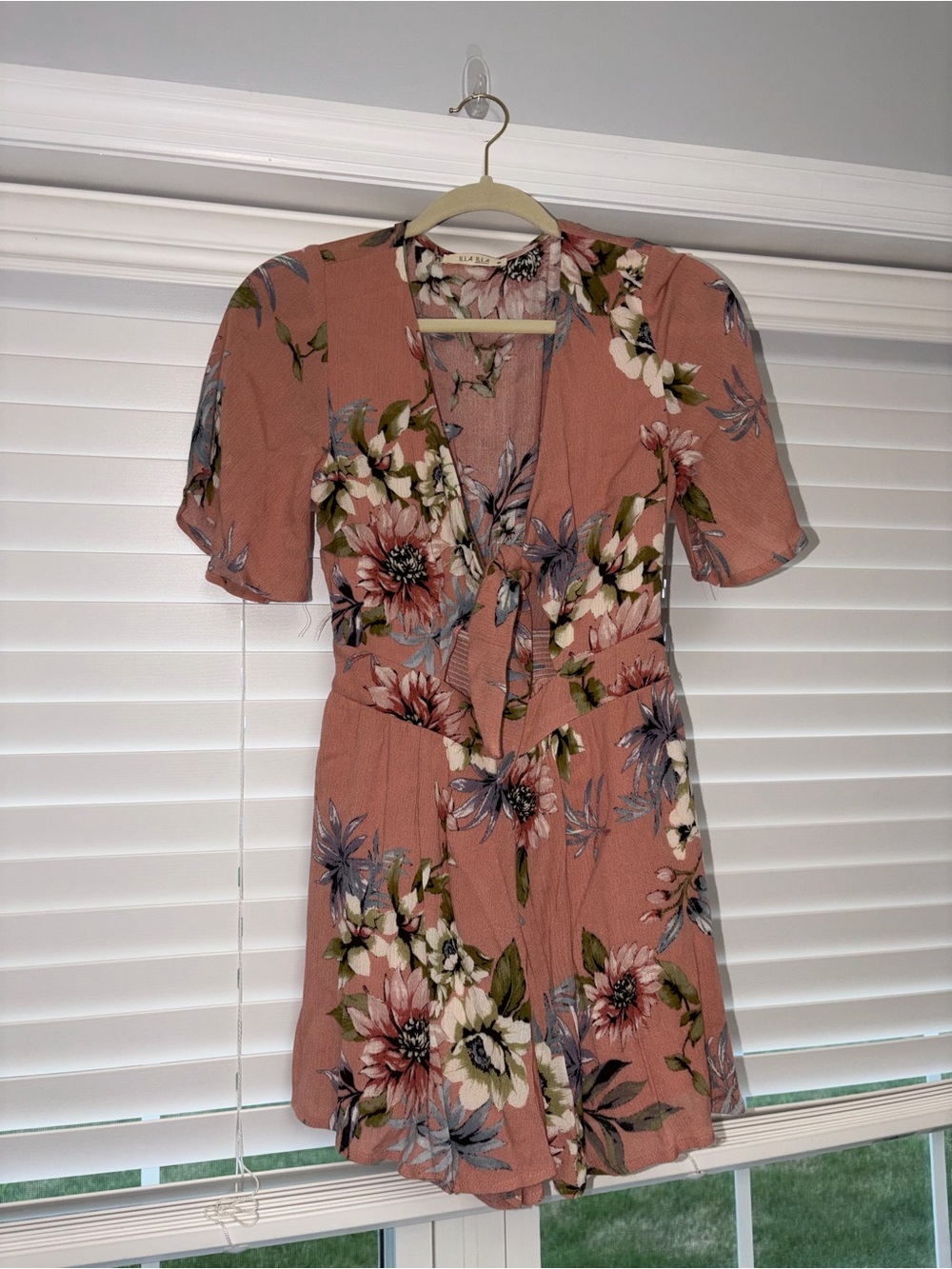 ILLA ILLA Dusty Rose Floral Tie-Front Mini Romper